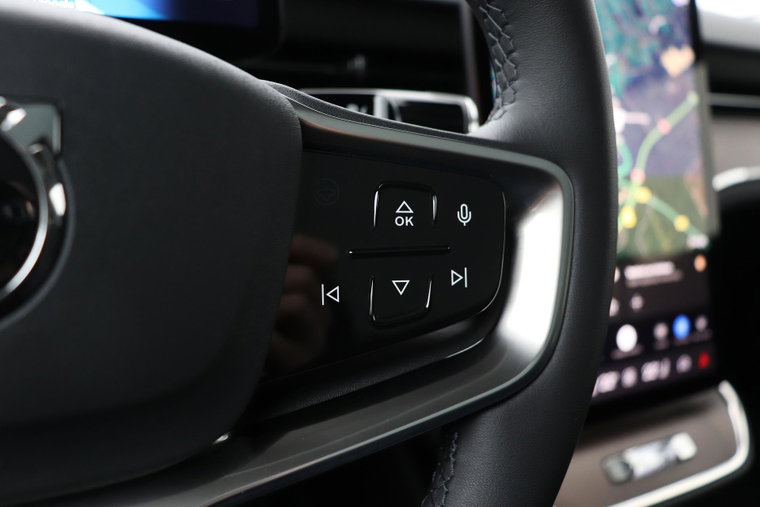 Vehicle Image 39