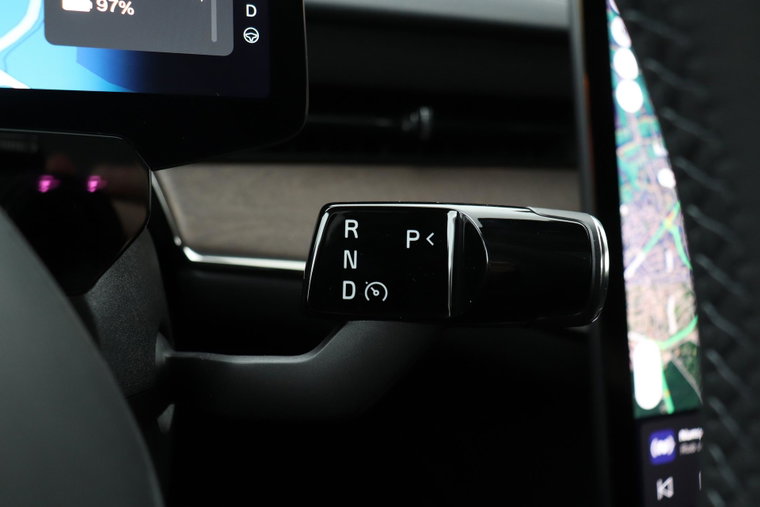 Vehicle Image 40