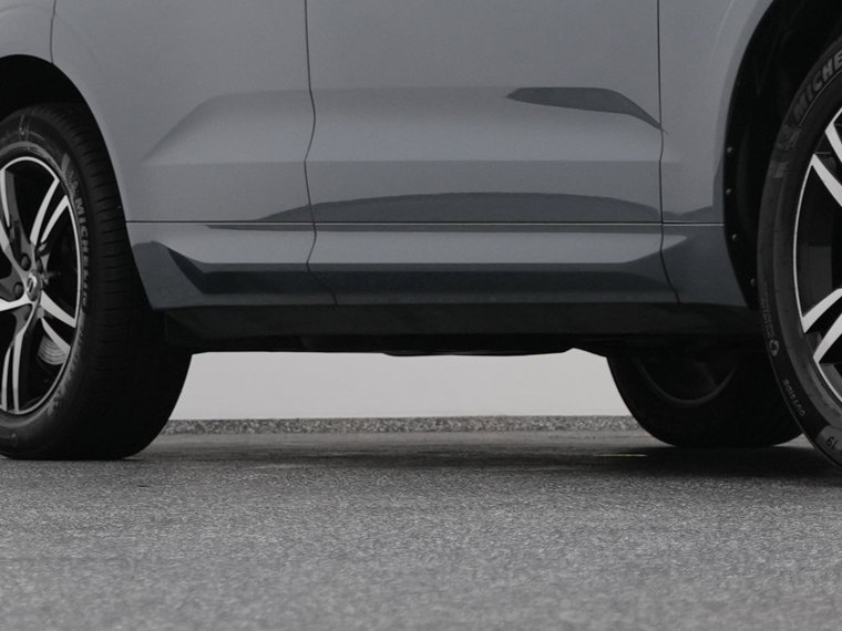 Vehicle Image 38
