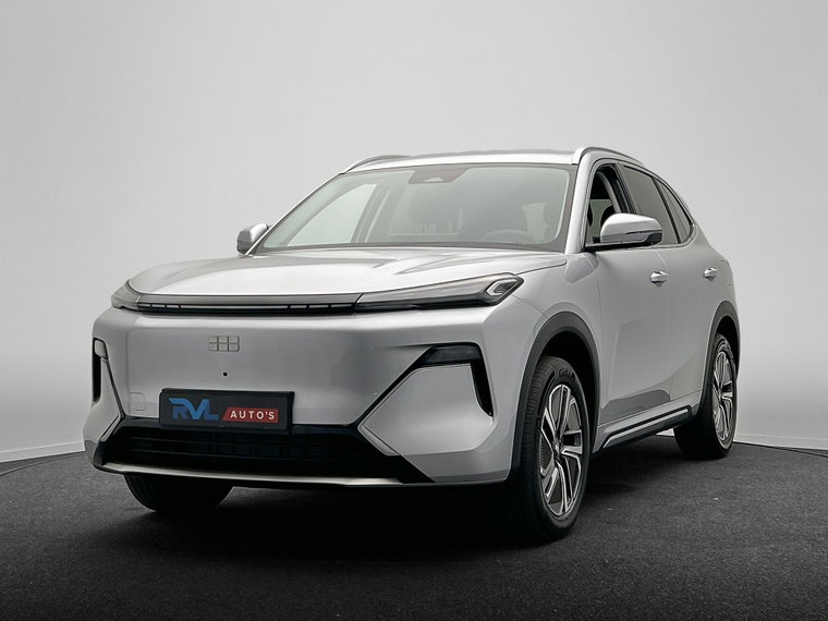 Vehicle Image 16