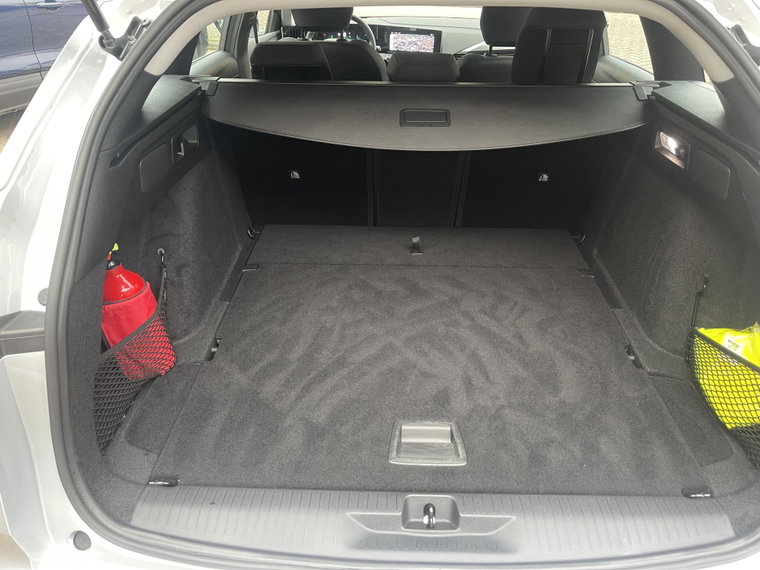 Vehicle Image 35