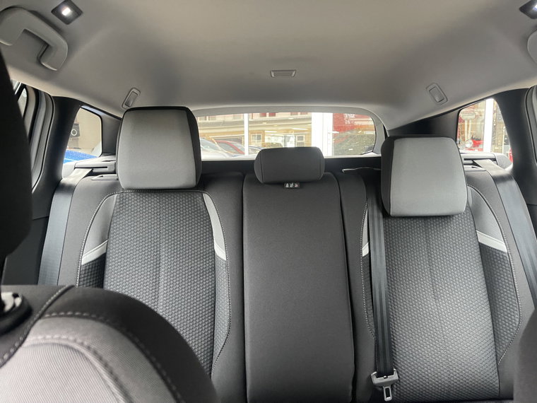 Vehicle Image 41