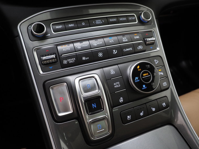 Vehicle Image 35