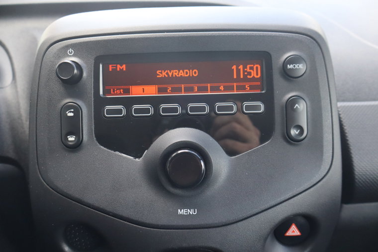 Vehicle Image 15