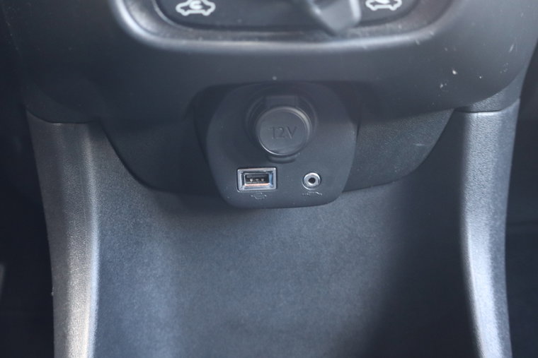 Vehicle Image 17