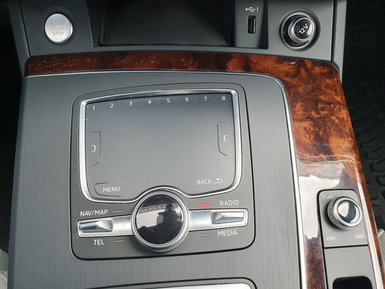 Vehicle Image 37