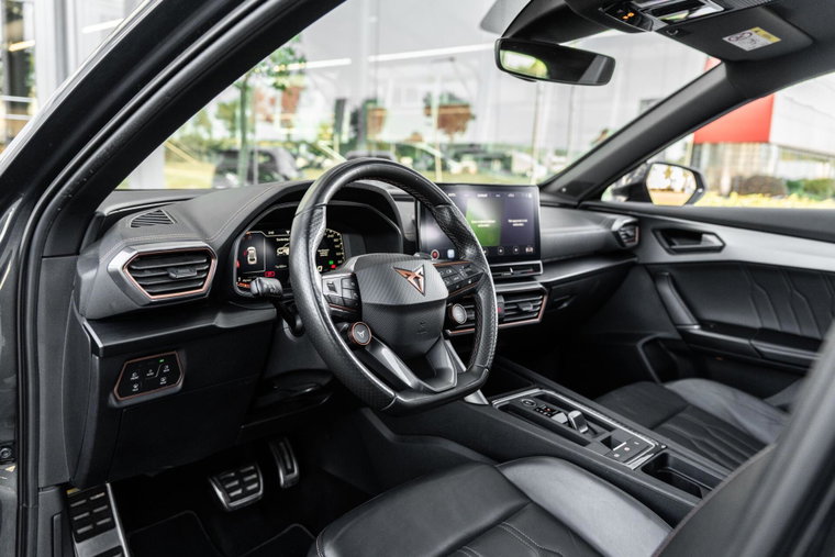 Vehicle Image 21