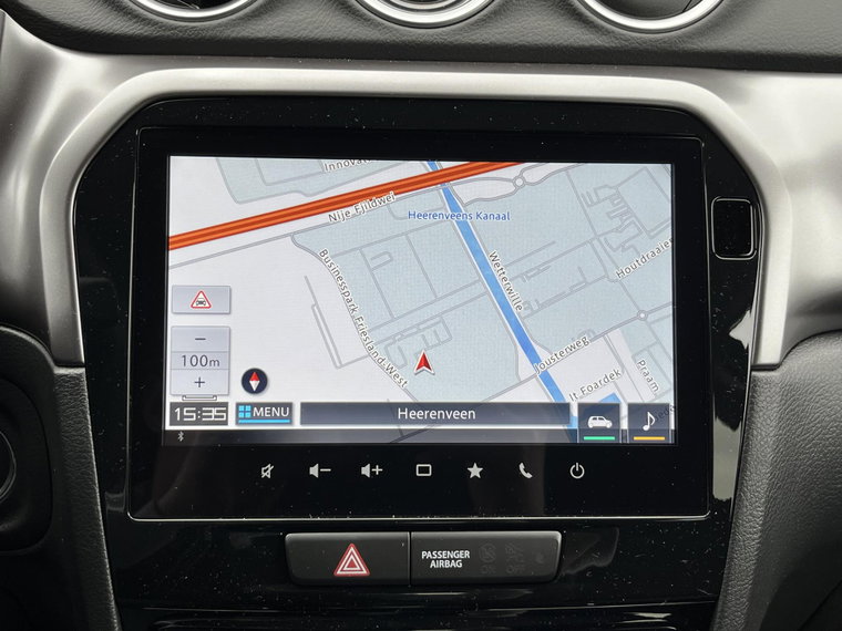 Vehicle Image 25