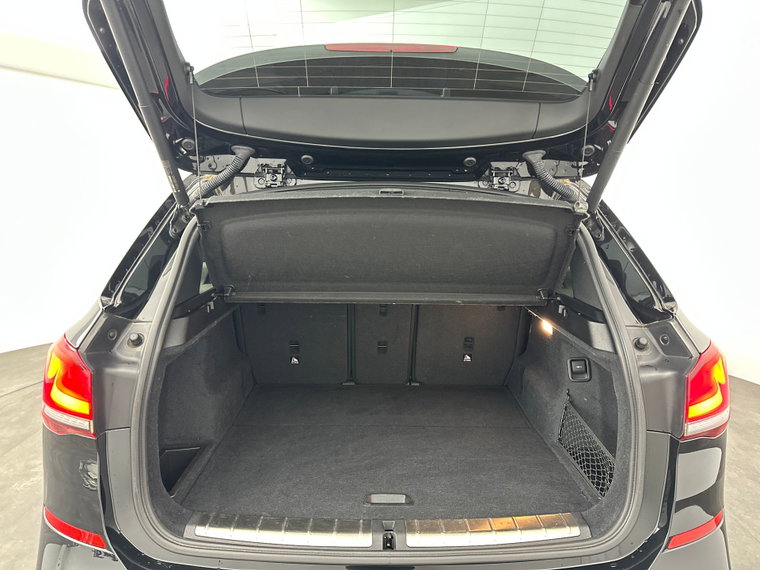 Vehicle Image 26
