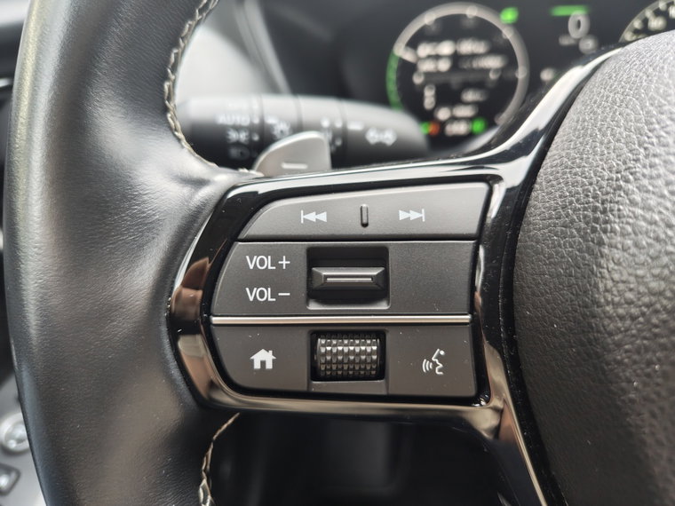 Vehicle Image 13