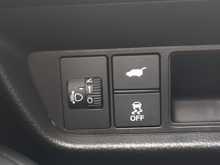 Vehicle Image 26
