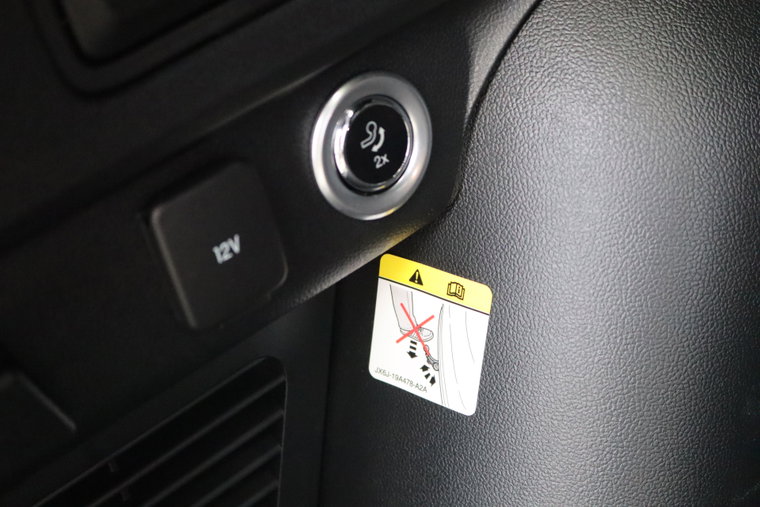 Vehicle Image 36
