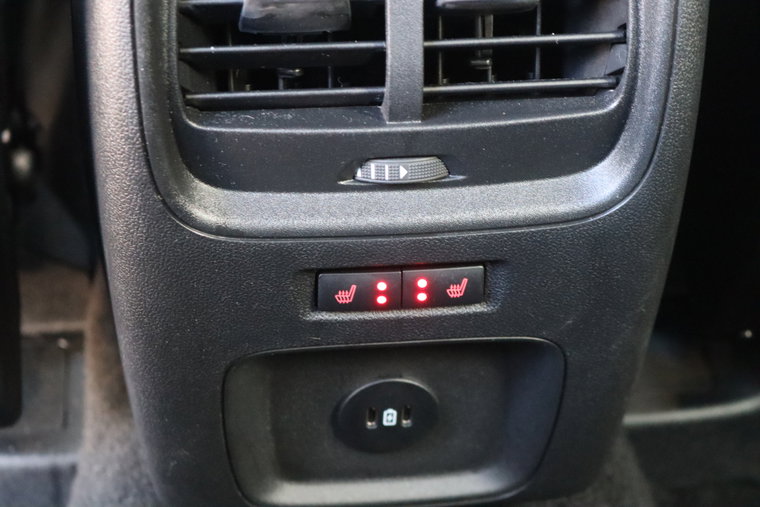 Vehicle Image 37