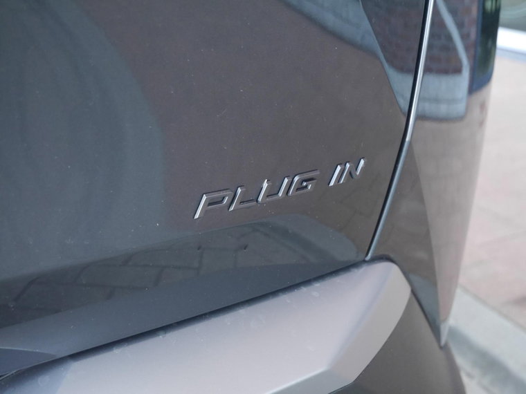 Vehicle Image 26