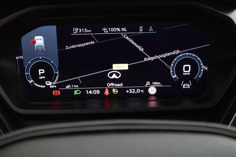 Vehicle Image 36