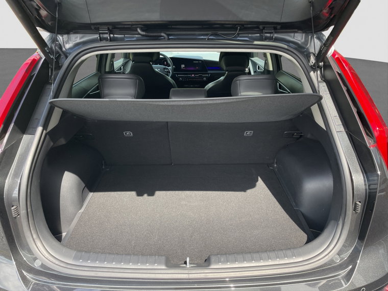 Vehicle Image 32