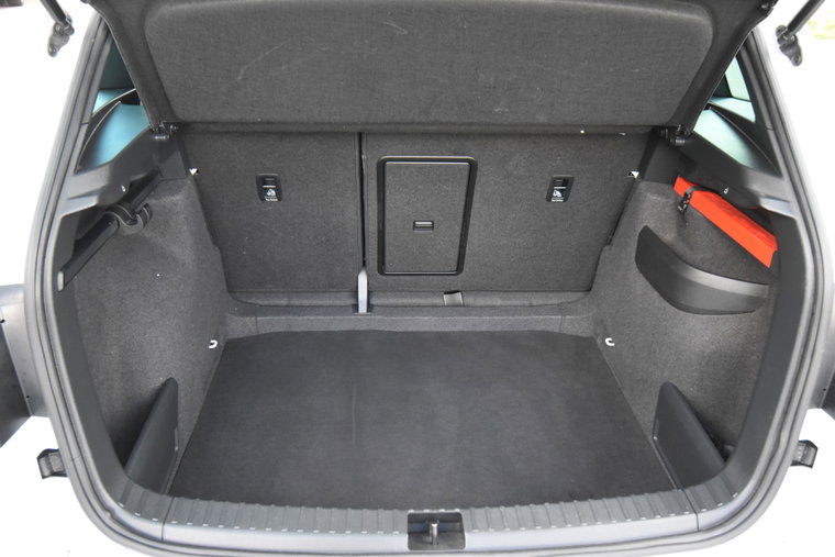 Vehicle Image 19