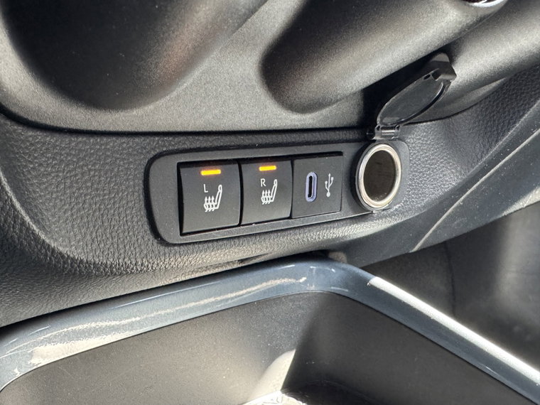 Vehicle Image 24
