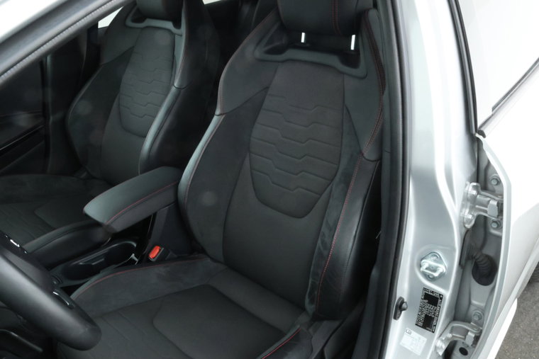 Vehicle Image 18