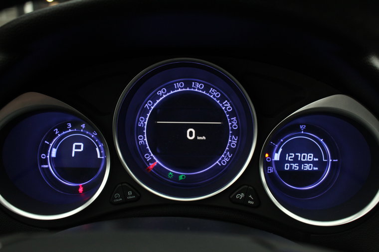 Vehicle Image 30