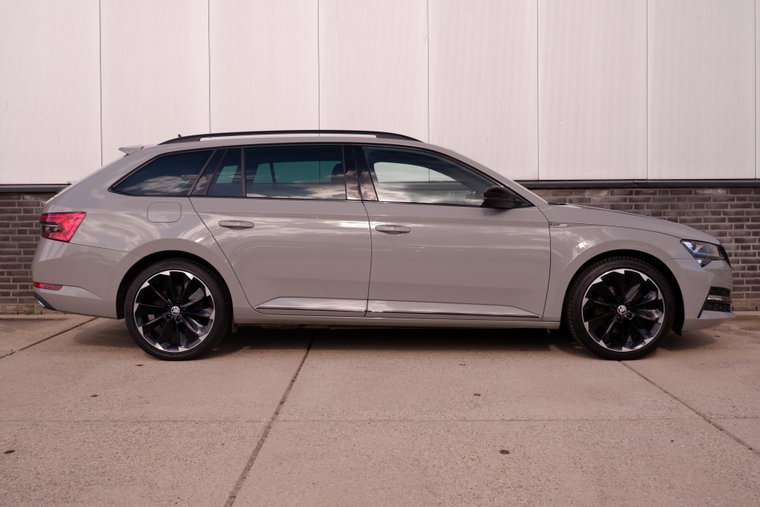 Vehicle Image 19