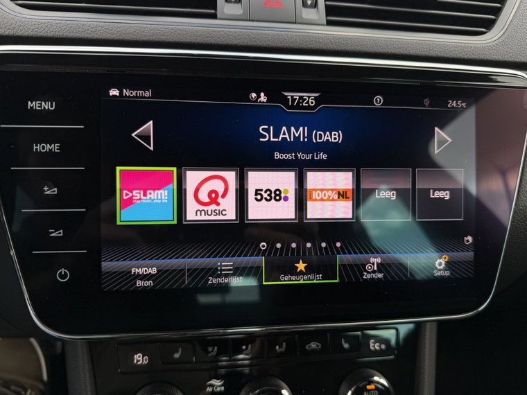 Vehicle Image 36