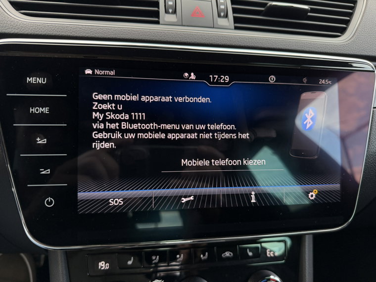 Vehicle Image 37