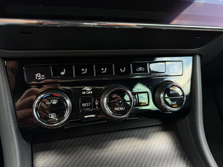 Vehicle Image 45
