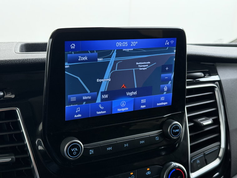 Vehicle Image 12