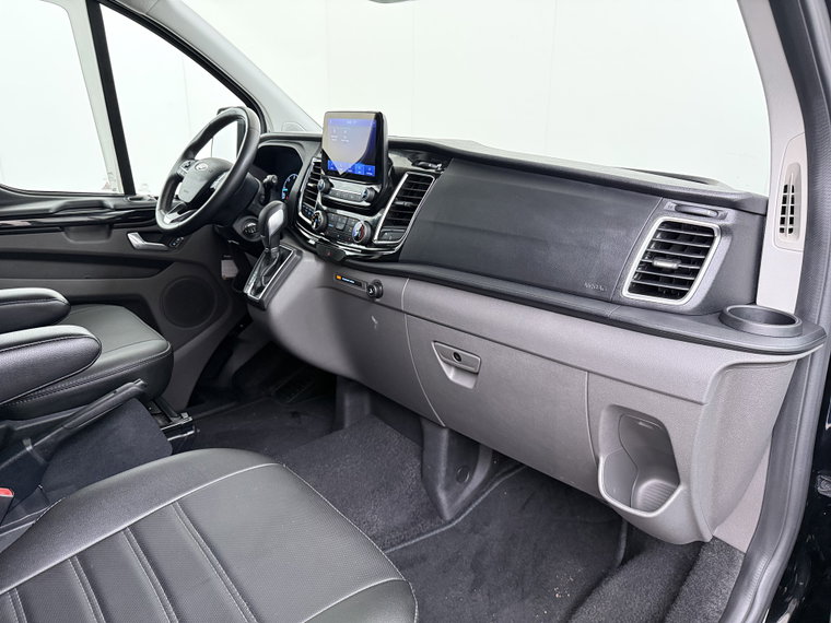 Vehicle Image 36