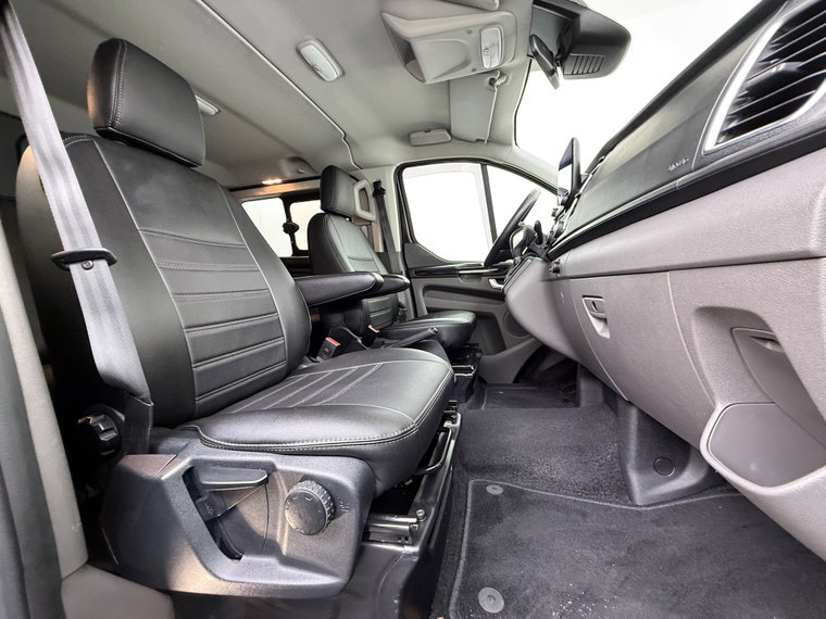 Vehicle Image 37
