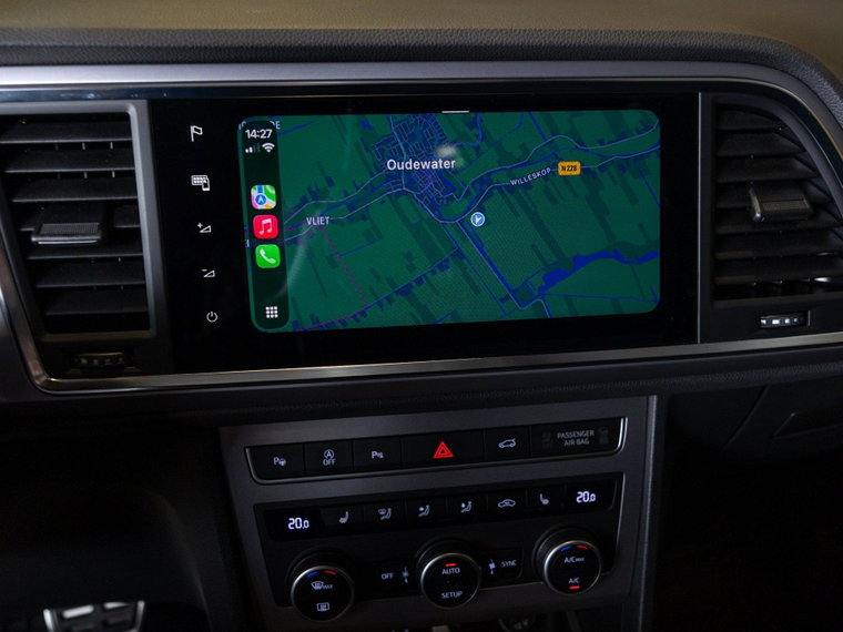 Vehicle Image 32