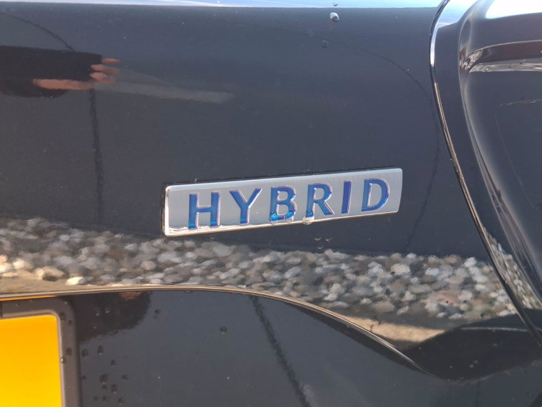 Vehicle Image 9
