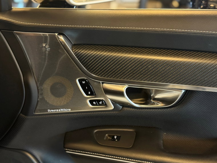 Vehicle Image 40