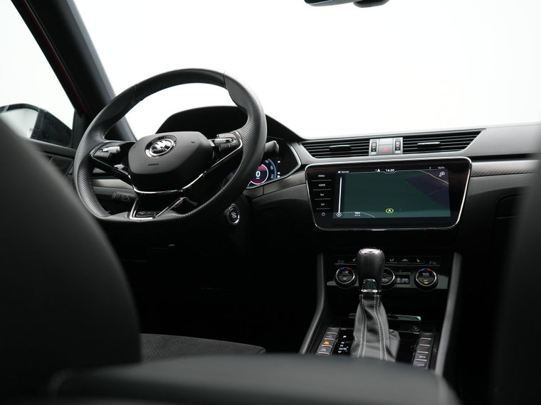 Vehicle Image 30
