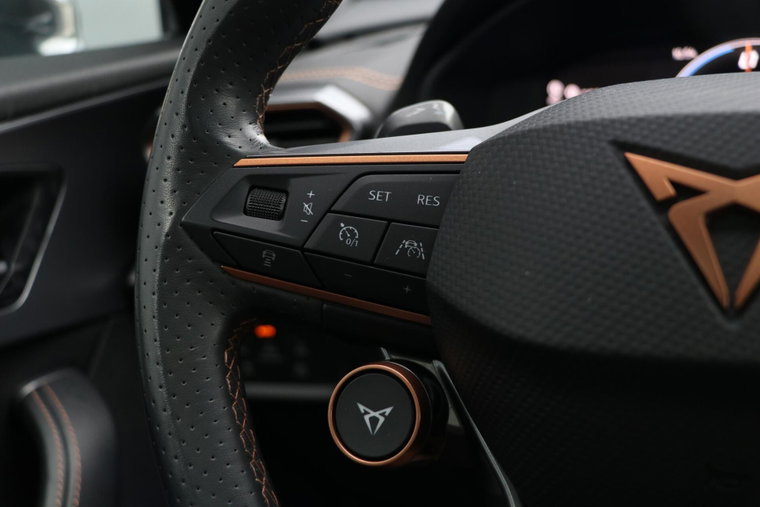 Vehicle Image 28