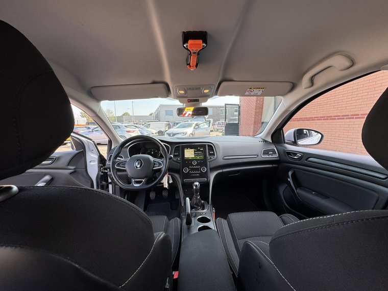 Vehicle Image 23