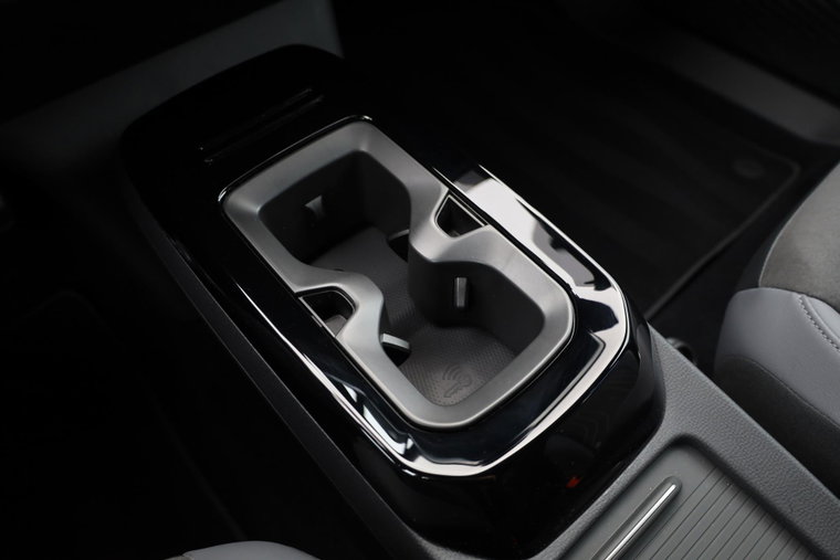 Vehicle Image 40