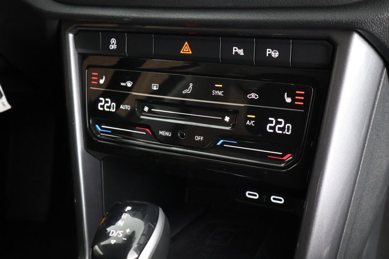 Vehicle Image 33