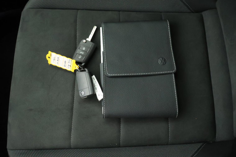 Vehicle Image 37