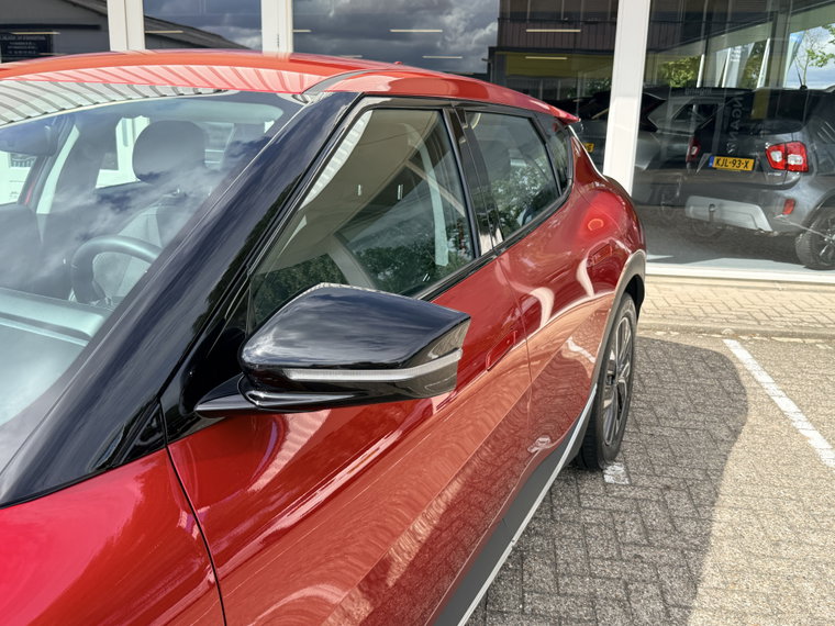 Vehicle Image 18