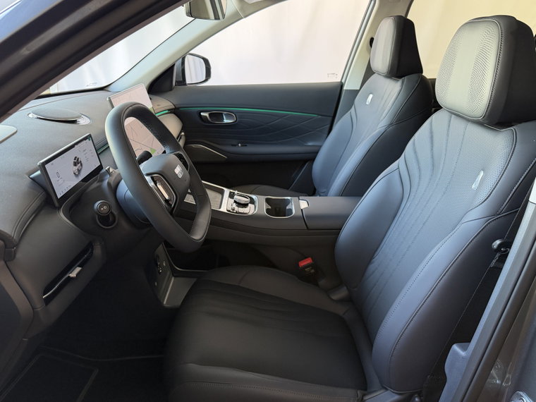 Vehicle Image 20