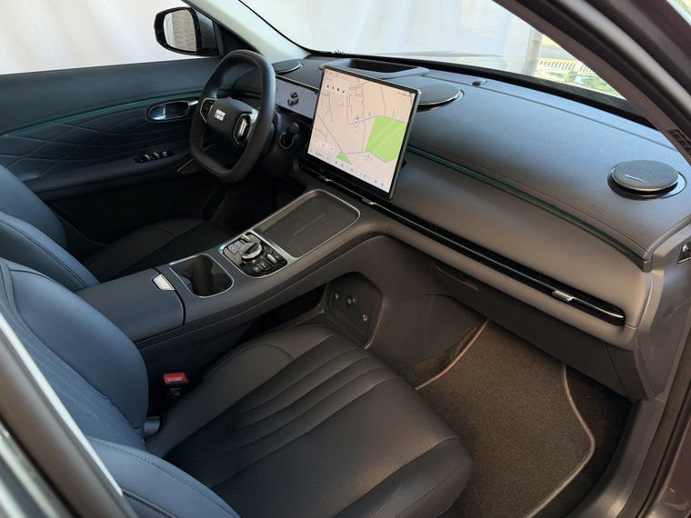 Vehicle Image 31