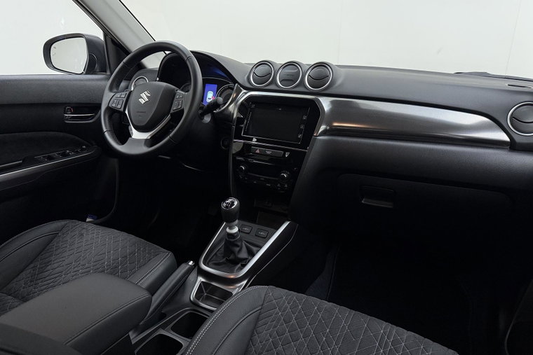 Vehicle Image 14