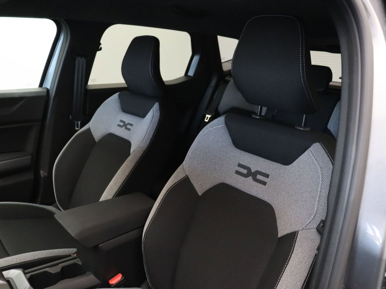 Vehicle Image 35