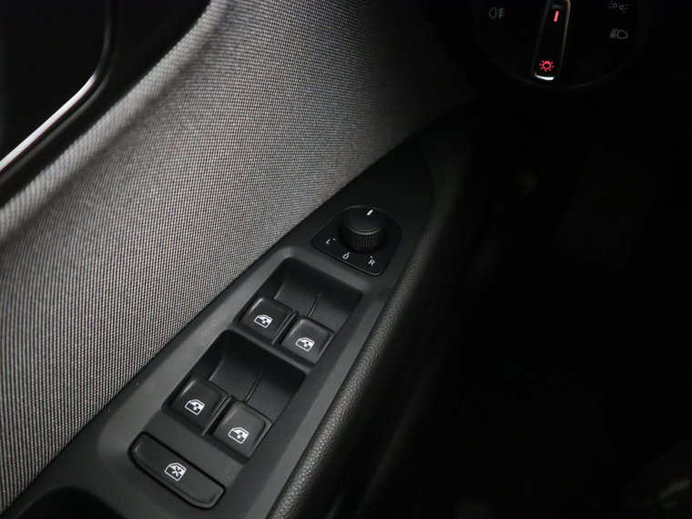 Vehicle Image 42