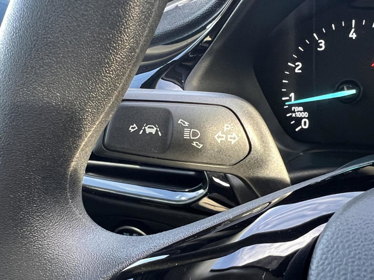 Vehicle Image 40