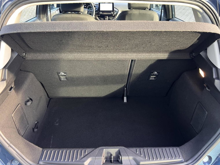 Vehicle Image 45