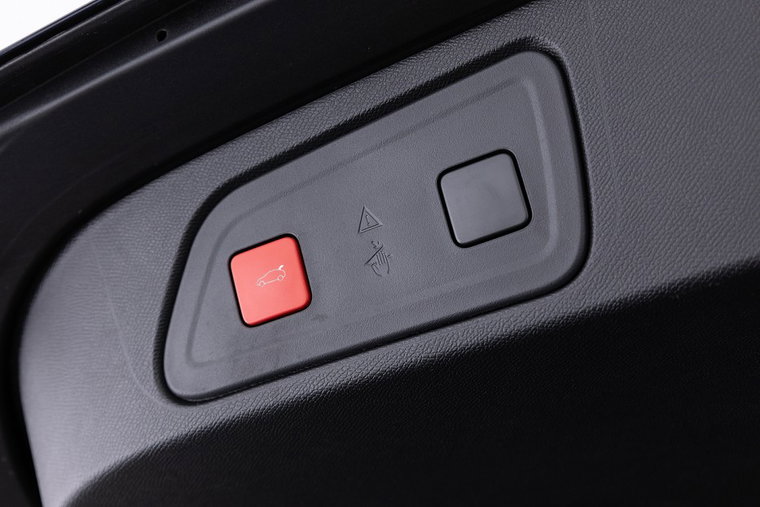 Vehicle Image 33
