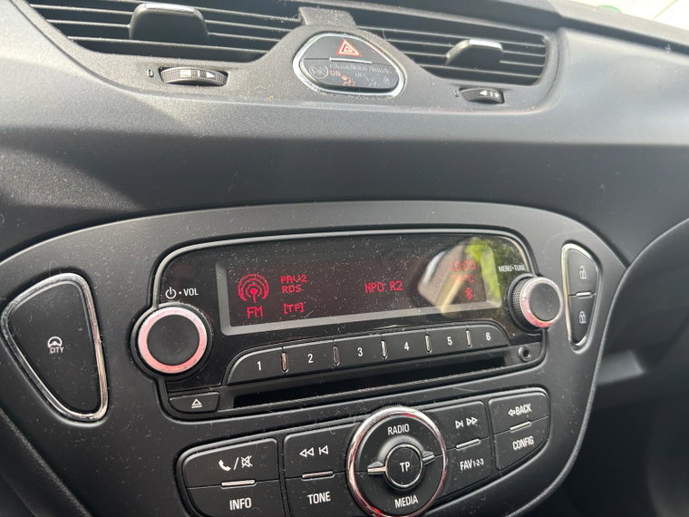 Vehicle Image 23